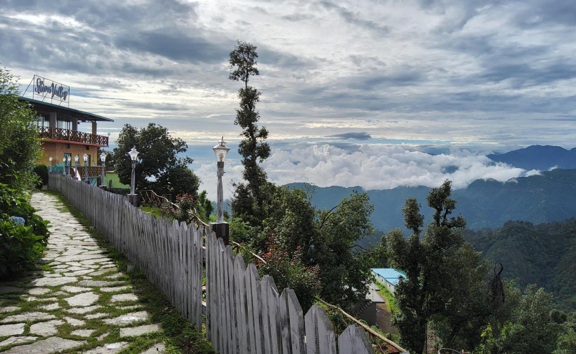 Shiva Valley Resort Kokhliyal Gaon Zewnętrze zdjęcie